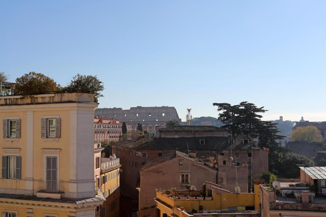 Maxima: Amazing View Of The Roman Forum Roma