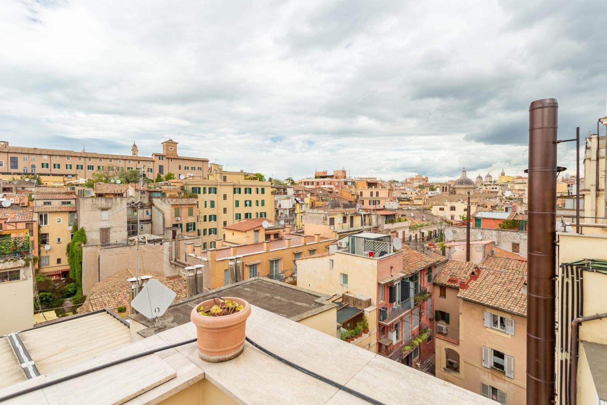 Maxima: Amazing View Of The Roman Forum Roma
