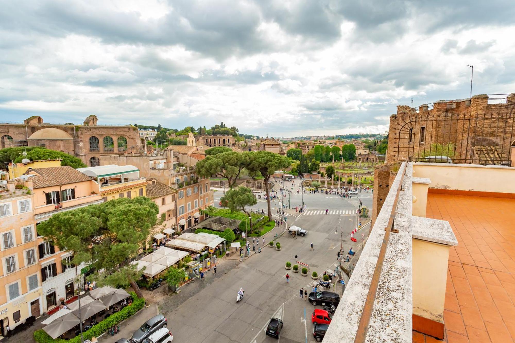 Apartamento Maxima: Amazing View Of The Roman Forum